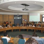 Debate sobre Medidas para la igualdad de mujeres y hombres  en las CCAA: participación política e Instituciones  Autonómicas